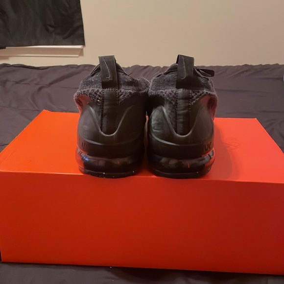 Nike Air VaporMax 2021 Flyknit “Triple Black” - Picture 3 of 3